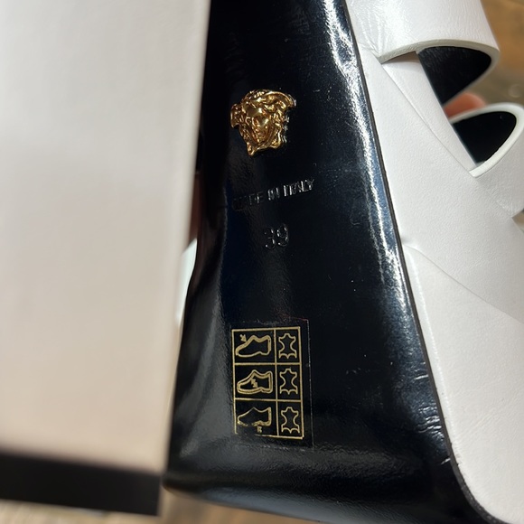 Versace La Medusa White Platform Sandal Heels - Picture 15 of 16